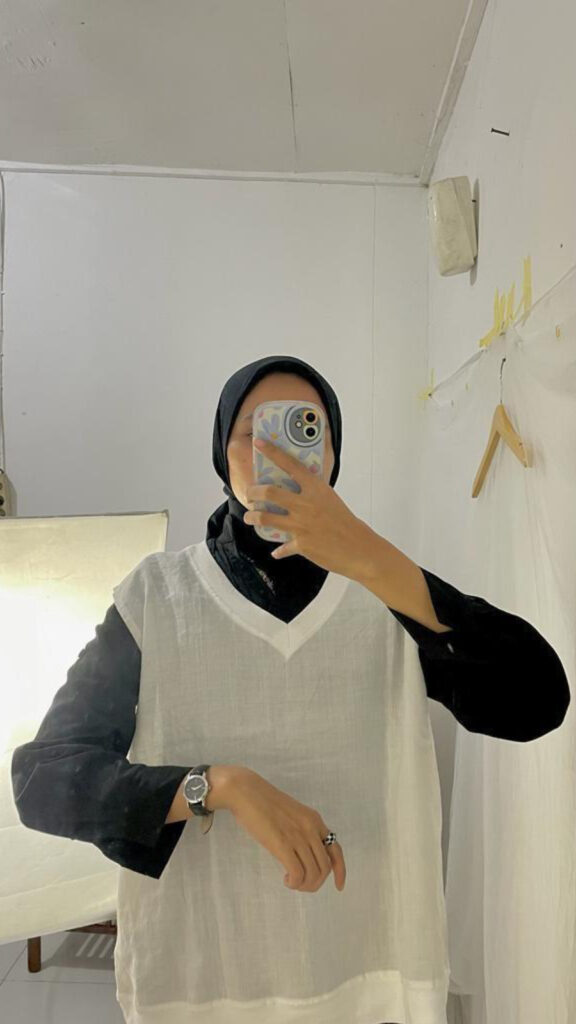Hijab Mirror Selfie Aesthetics Cewek manis