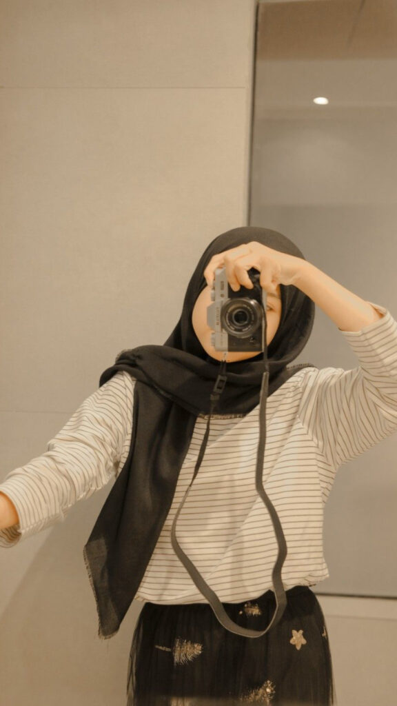 Hijab Mirror Selfie Aesthetics Mirrorless Jilbab Hitam