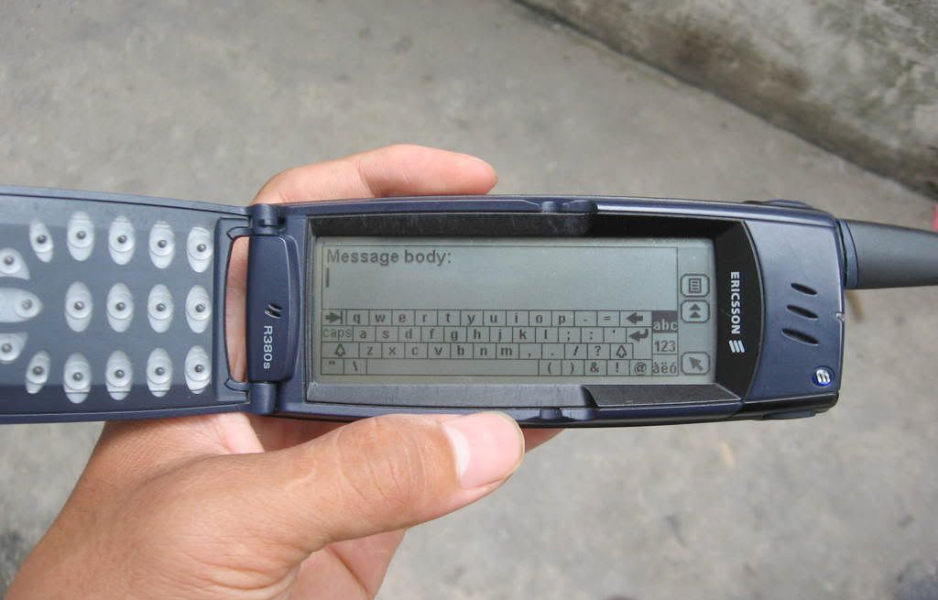 Ericsson R380 samprtphne pengguna OS Symbian