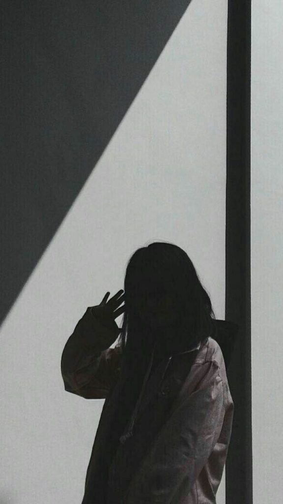 Foto aesthetic orang silhouette manis mahasiswi