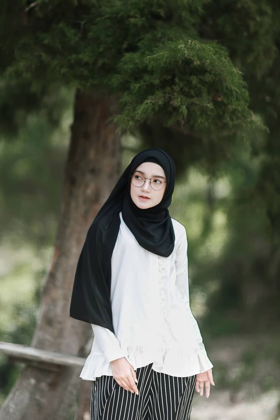 Tarif dan Bayaran Foto Model Hijab Untuk Sekali Pemotretan - Matamu