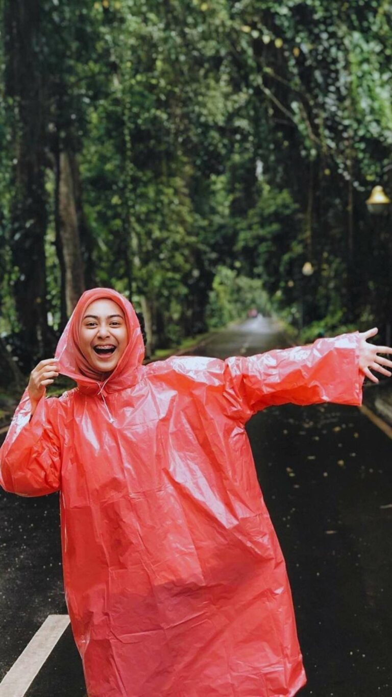 8 Ide Foto Aesthetic Saat Hujan - matamu