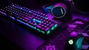 Cara Aman Membersihkan Keyboard Laptop Sendiri