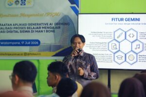 Tim PKM UNM Laksanakan Pelatihan Coding dan AI bagi Guru Sains MAN 1 Bone